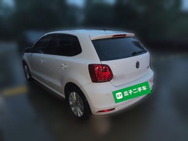 Volkswagen Polo 2016, 65900 км, за 5535 USD
