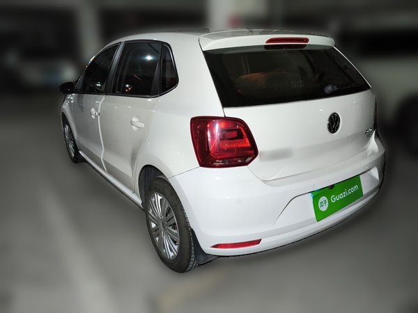 Volkswagen Polo 2016, 73400 км, за 5151 USD