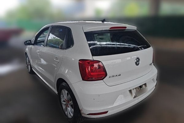Volkswagen Polo 2016, 77400 км, за 6666 USD