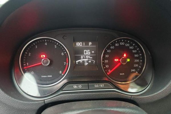 Volkswagen Polo 2016, 87100 км, за 5333 USD - фото 13