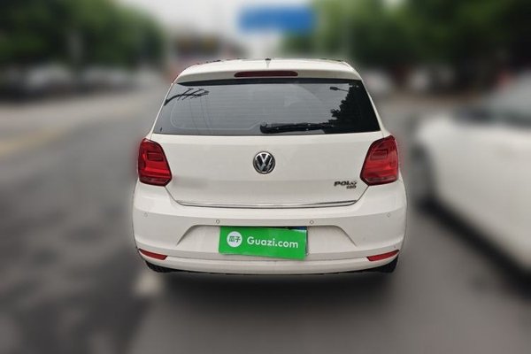 Volkswagen Polo 2016, 87100 км, за 5333 USD