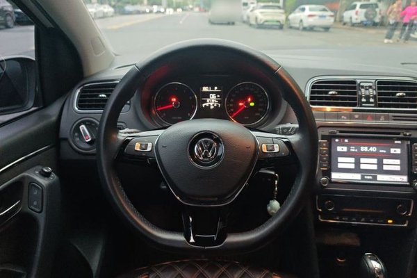 Volkswagen Polo 2016, 87100 км, за 5333 USD - фото 11