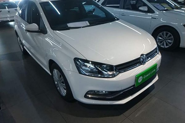 Volkswagen Polo 2018, 32100 км, за 9484 USD