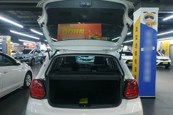 Volkswagen Polo 2018, 32100 км, за 9484 USD - фото 22
