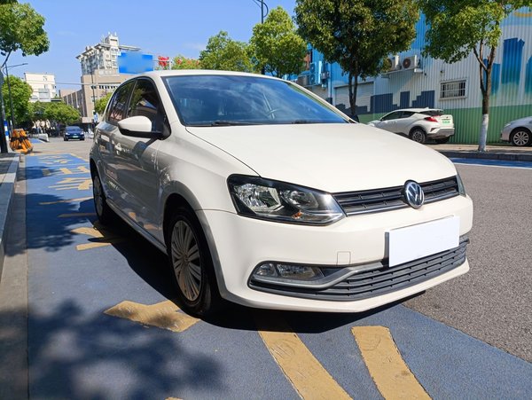 Volkswagen Polo 2018, 39900 км, за 7942 USD