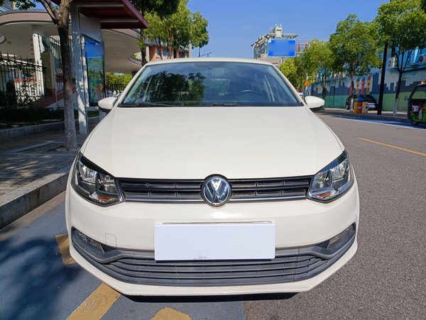 Volkswagen Polo 2018, 39900 км, за 7942 USD