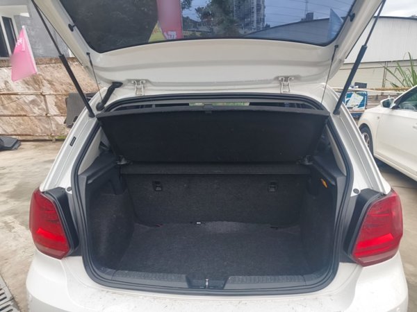 Volkswagen Polo 2018, 40300 км, за 7954 USD - фото 22