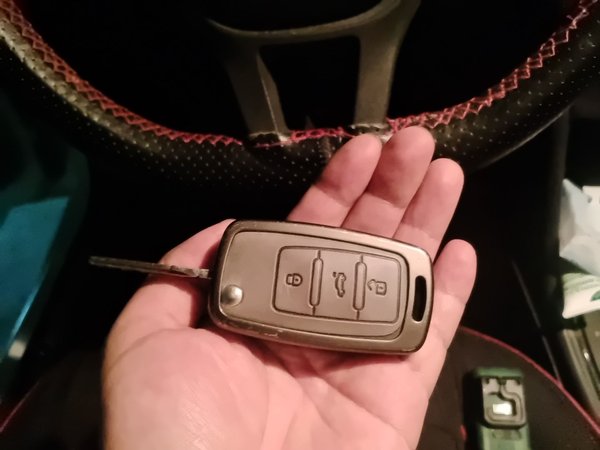Volkswagen Polo 2018, 92500 км, за 5692 USD - фото 9