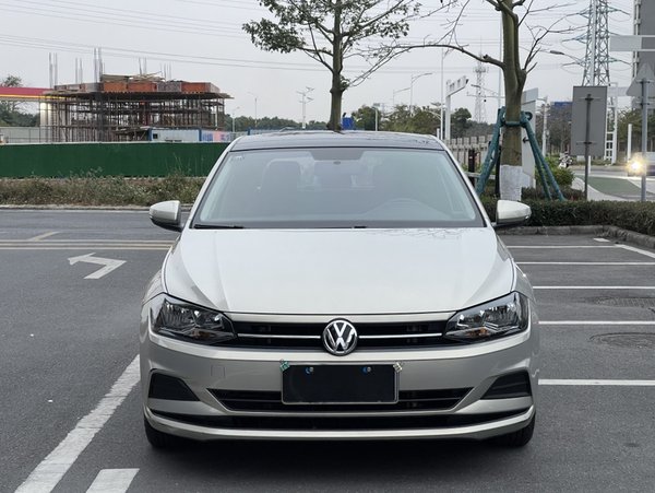 Volkswagen Polo 2019, 80200 км, за 8407 USD