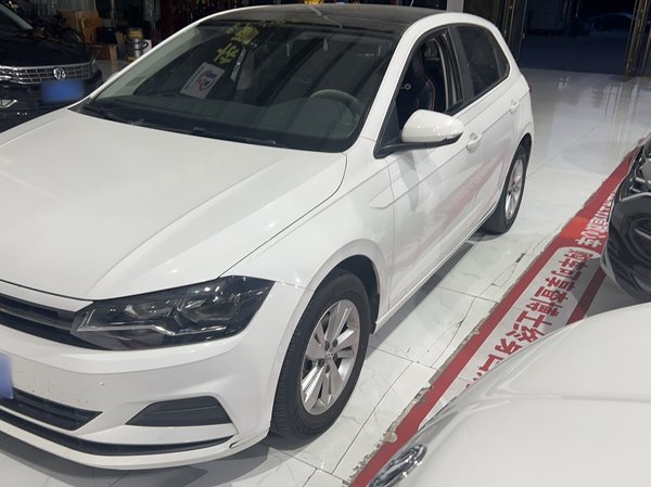 Volkswagen Polo 2019, 36000 км, за 9483 USD