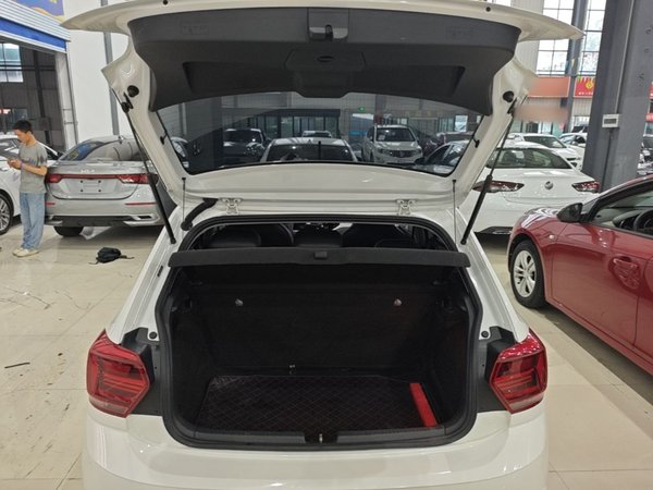 Volkswagen Polo 2019, 38700 км, за 9627 USD - фото 22