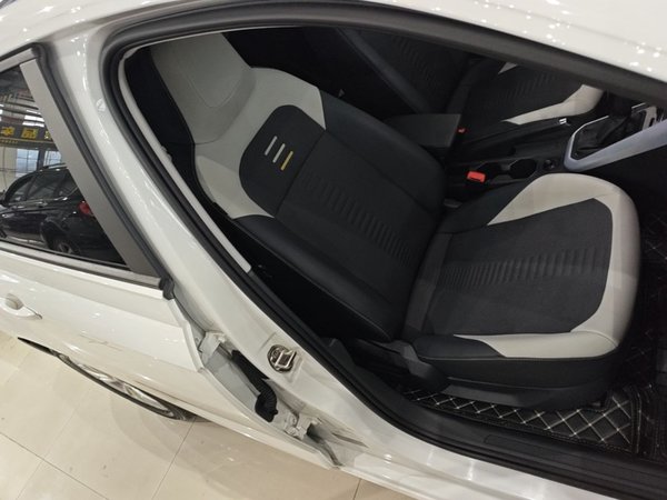 Volkswagen Polo 2019, 38700 км, за 9627 USD - фото 23
