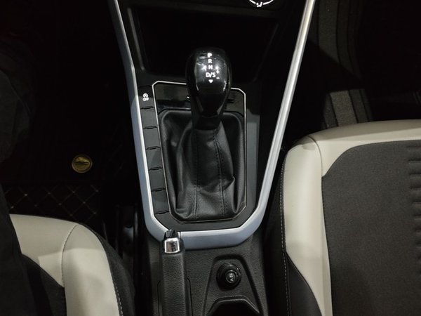 Volkswagen Polo 2019, 38700 км, за 9627 USD - фото 17