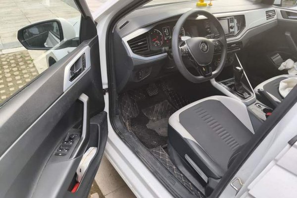 Volkswagen Polo 2019, 44400 км, за 8006 USD - фото 16