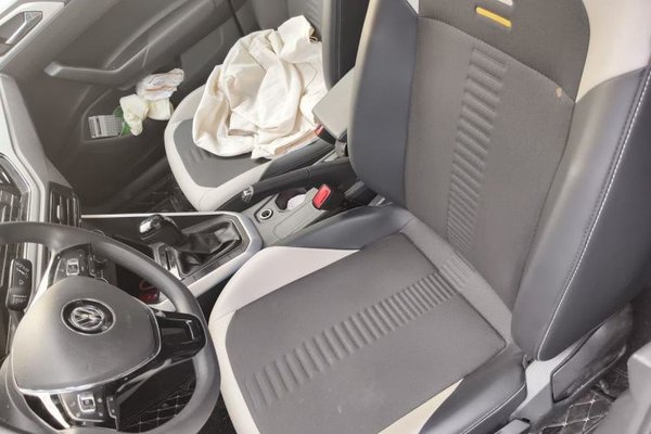 Volkswagen Polo 2019, 44400 км, за 8006 USD - фото 15