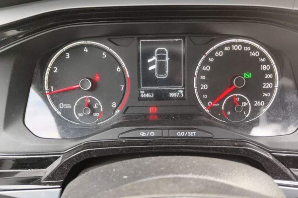 Volkswagen Polo 2019, 44400 км, за 8006 USD - фото 12