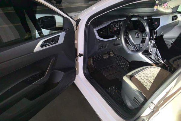 Volkswagen Polo 2019, 63700 км, за 8120 USD - фото 13