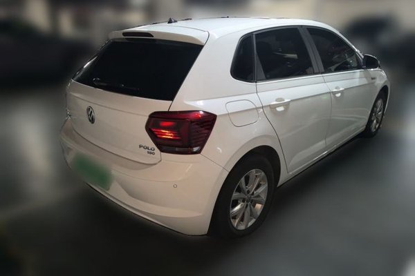 Volkswagen Polo 2019, 63700 км, за 8120 USD