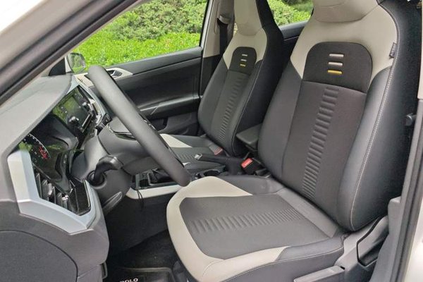 Volkswagen Polo 2019, 8400 км, за 8687 USD - фото 14