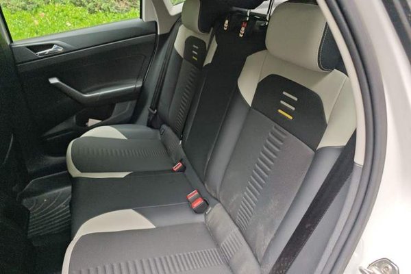 Volkswagen Polo 2019, 8400 км, за 8687 USD - фото 16
