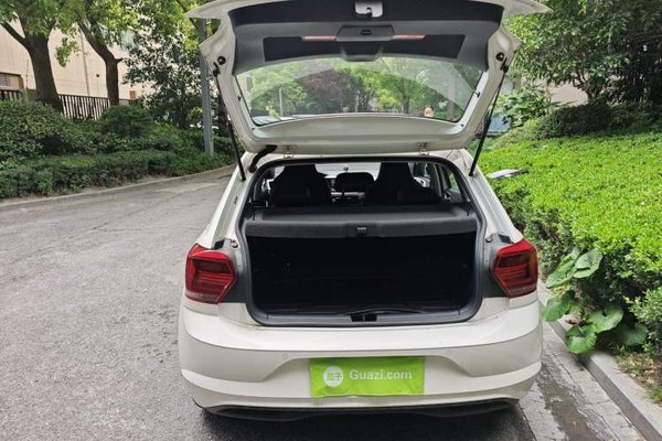Volkswagen Polo 2019, 8400 км, за 8687 USD - фото 1