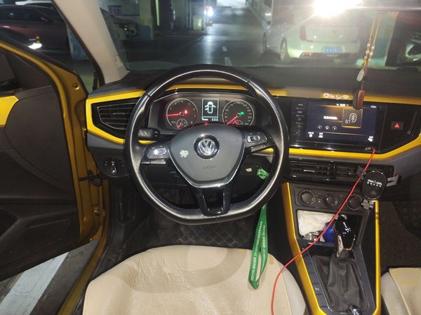 Volkswagen Polo 2019, 105000 км, за 8222 USD - фото 16