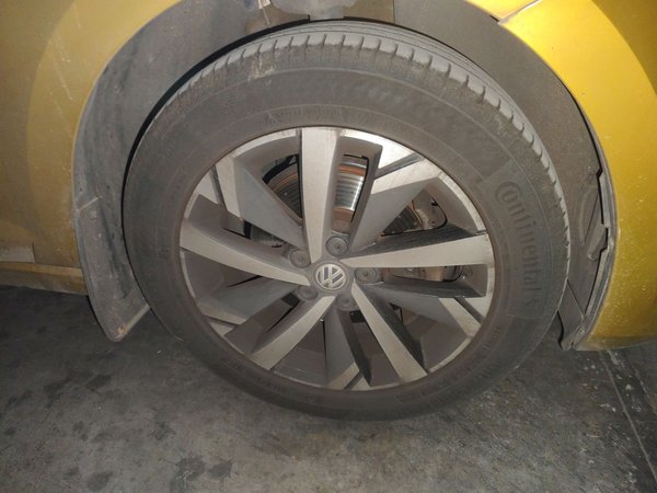 Volkswagen Polo 2019, 105000 км, за 8222 USD