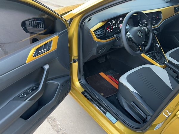 Volkswagen Polo 2019, 49500 км, за 9218 USD - фото 8