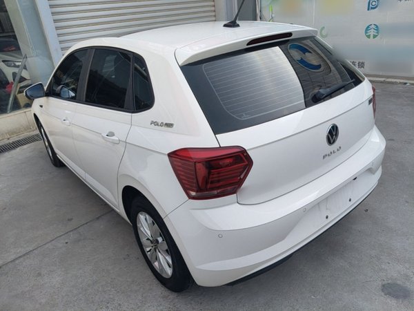 Volkswagen Polo 2021, 39400 км, за 10193 USD