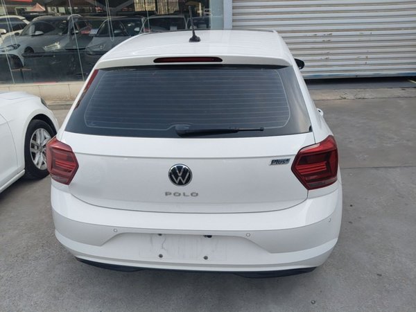 Volkswagen Polo 2021, 39400 км, за 10193 USD