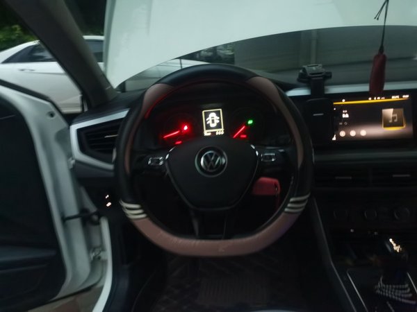 Volkswagen Polo 2021, 41200 км, за 8580 USD - фото 11