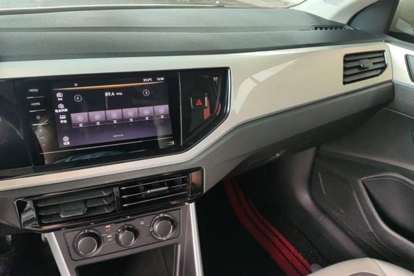 Volkswagen Polo 2023, 17100 км, за 11699 USD - фото 16
