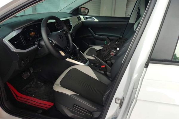 Volkswagen Polo 2023, 17100 км, за 11699 USD - фото 18