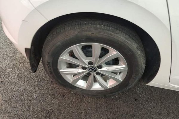 Volkswagen Polo 2023, 17100 км, за 11699 USD - фото 10