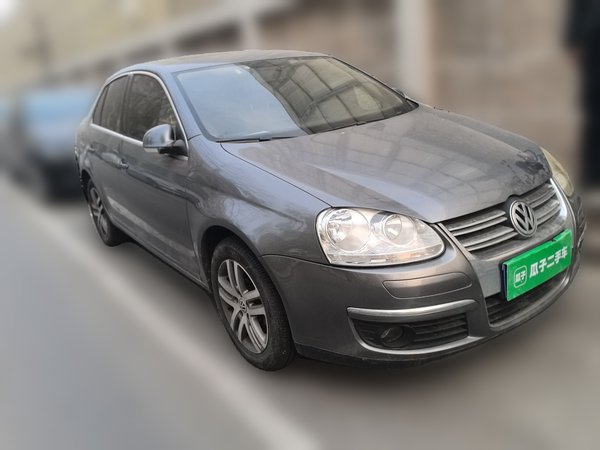 Volkswagen Sagitar 2010, 122700 км, за 2922 USD