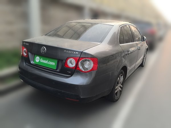 Volkswagen Sagitar 2010, 122700 км, за 2922 USD