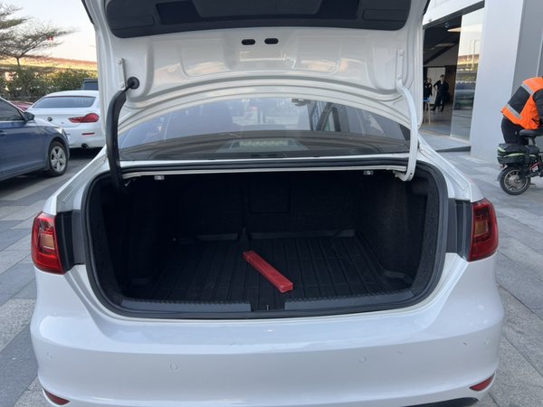 Volkswagen Sagitar 2013, 154400 км, за 7930 USD - фото 16