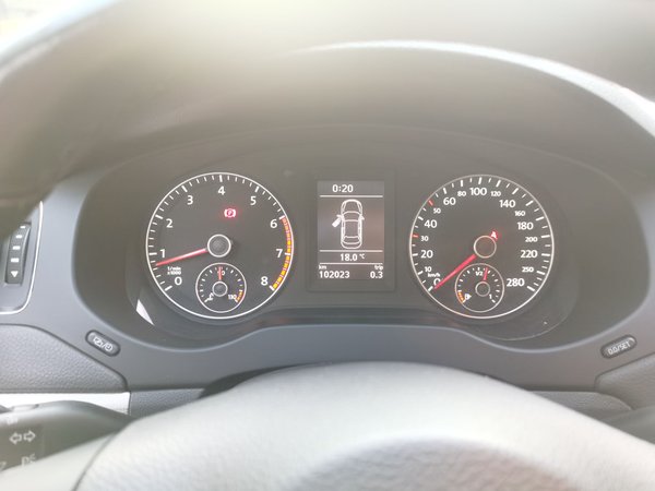 Volkswagen Sagitar 2014, 102000 км, за 5387 USD - фото 12