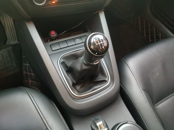 Volkswagen Sagitar 2014, 102000 км, за 5387 USD - фото 18