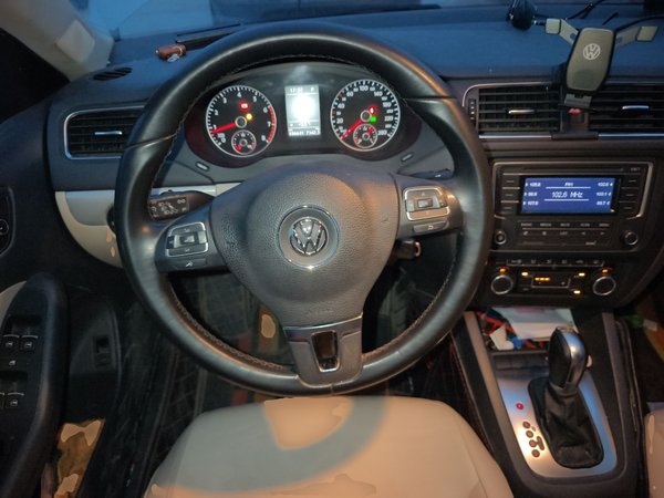 Volkswagen Sagitar 2014, 106600 км, за 5827 USD - фото 11