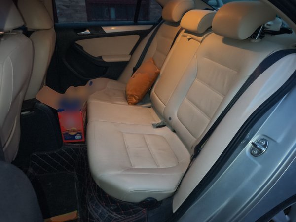 Volkswagen Sagitar 2014, 106600 км, за 5827 USD - фото 18