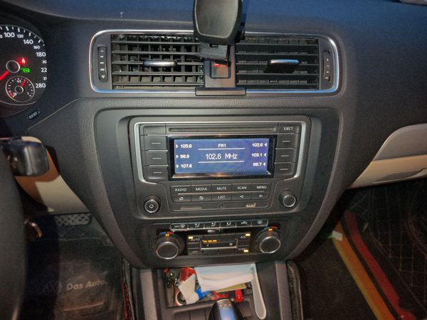 Volkswagen Sagitar 2014, 106600 км, за 5827 USD - фото 14