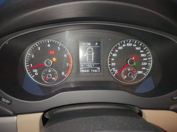 Volkswagen Sagitar 2014, 106600 км, за 5827 USD - фото 12