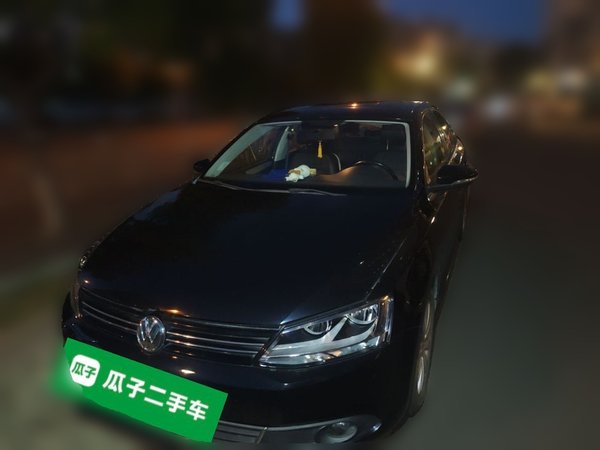 Volkswagen Sagitar · 2014 год