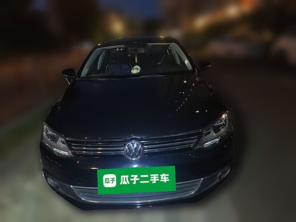Volkswagen Sagitar 2014, 198600 км, за 3764 USD