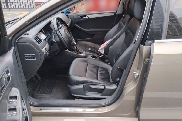Volkswagen Sagitar 2014, 143300 км, за 4480 USD - фото 17