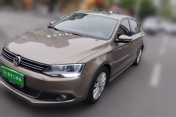 Volkswagen Sagitar · 2014 год