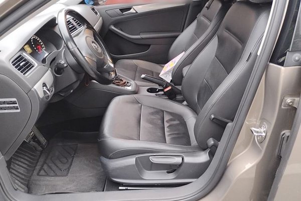 Volkswagen Sagitar 2014, 143300 км, за 4480 USD - фото 16
