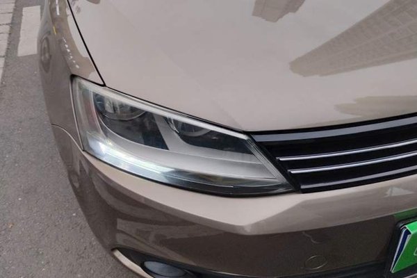 Volkswagen Sagitar 2014, 143300 км, за 4480 USD - фото 7