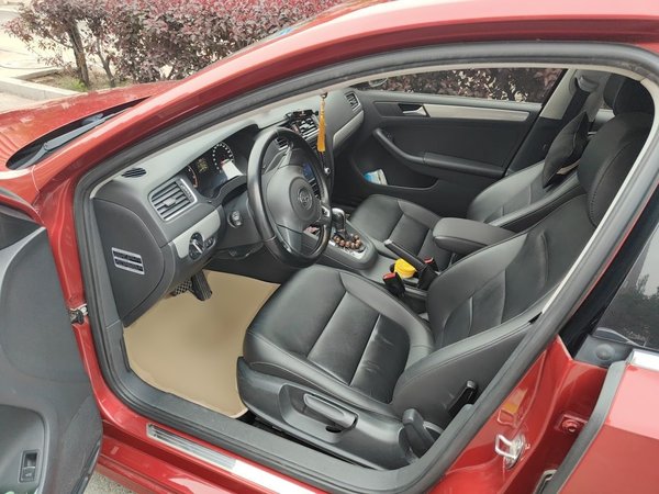 Volkswagen Sagitar 2014, 132300 км, за 4827 USD - фото 17